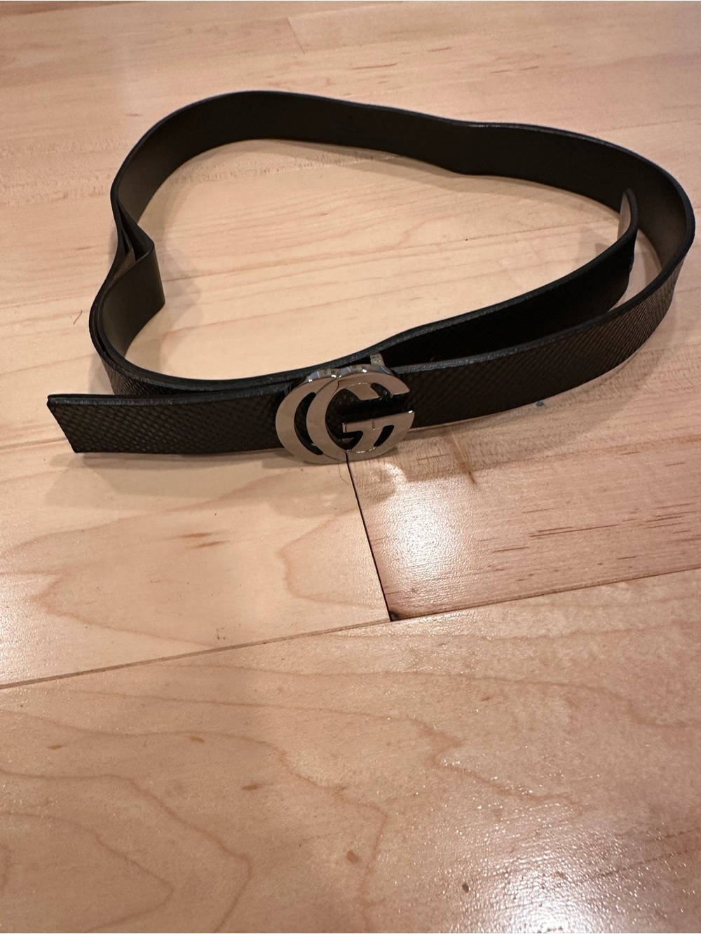 Vintage Gucci belt *damaged*